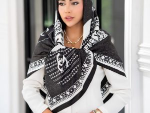 روسری ابریشم تویل(کجراه) شنل دور دوخت سفید مشکی کد 4