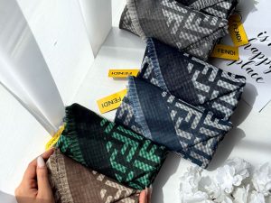 شال کشمیر ابریشم دولایه دیور دور ریشه سوزنی کد 12