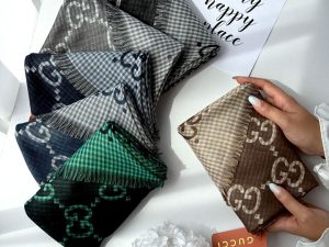 شال کشمیر ابریشم دولایه گوچی دور ریشه سوزنی کد 13